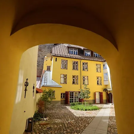 Toompea Castle * Tallinn